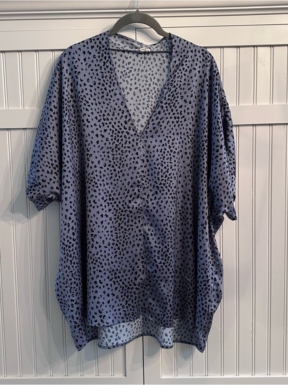 JODIFL Slate Blue Leopard-Spot V-Neck Blouse